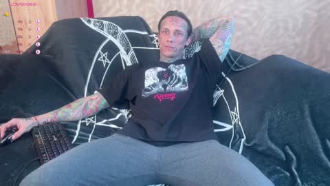 Tommy and Katana online show from February 8, 2025, 12:28 pm