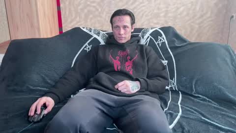 Tommy and Katana online show from March 1, 2025, 6:24 am