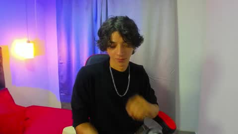 TOMMY BELLINE online show from October 8, 2025, 7:44 pm