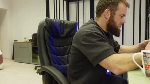 Snapshot of tommy_burnzzz chatting on February 27, 2025, 5:34 am tommy burnzzz online show from February 27, 2025, 5:34 am