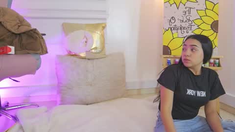 Snapshot of tommy_buttercup chatting on December 14, 2025, 1:27 pm Tommy y butter online show from December 14, 2025, 1:27 pm