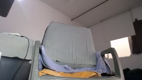   Thomas    online show from January 21, 2025, 2:26 pm