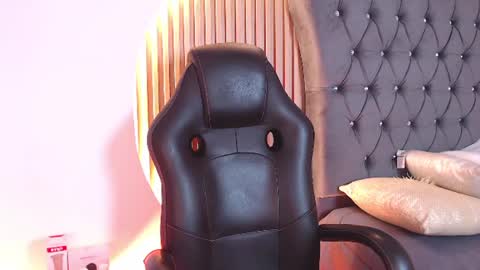 Snapshot of tommy_claks chatting on August 1, 2026, 7:57 pm Tommy online show from August 1, 2026, 7:57 pm