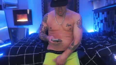 Snapshot of tommy_knuckles chatting on January 27, 2025, 3:39 pm Tommy online show from January 27, 2025, 3:39 pm