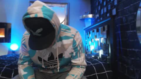 Snapshot of tommy_knuckles chatting on November 29, 2025, 7:39 pm Tommy online show from November 29, 2025, 7:39 pm