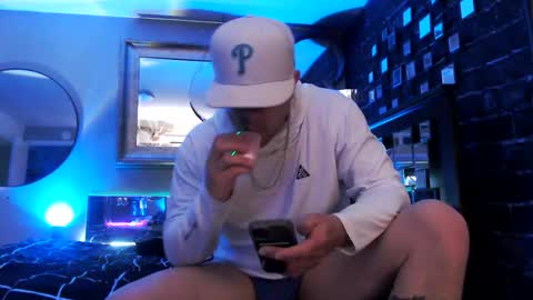 Snapshot of tommy_knuckles chatting on April 19, 2026, 1:32 pm Tommy online show from April 19, 2026, 1:32 pm