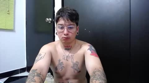 Snapshot of tommy_sins619 chatting on September 22, 2025, 4:47 am Dirty Tommy online show from September 22, 2025, 4:47 am