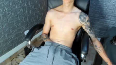 Tommy Slater online show from October 7, 2025, 8:39 pm