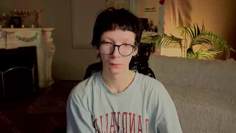 tommy_stars online show from March 8, 2026, 5:22 am