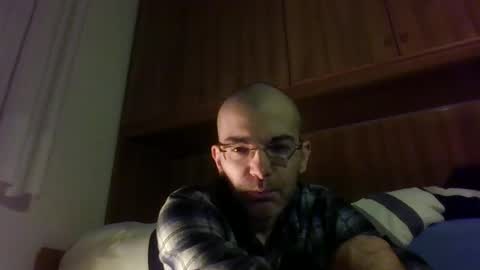 Snapshot of tommycorner chatting on January 1, 2025, 11:40 pm tommycorner online show from January 1, 2025, 11:40 pm