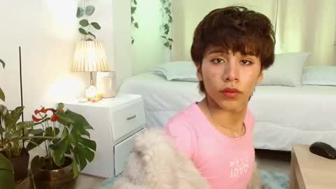 Snapshot of tommyfoxboy chatting on February 27, 2025, 2:54 pm Tommy Foxboy online show from February 27, 2025, 2:54 pm