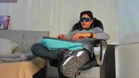 Snapshot of tommyhot7 chatting on June 7, 2026, 6:55 pm tommyhot7 online show from June 7, 2026, 6:55 pm