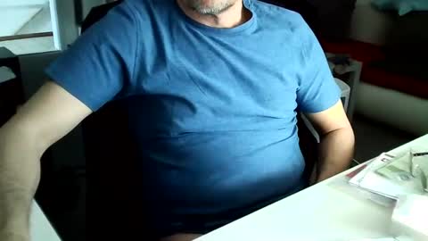 Tom online show from February 21, 2025, 9:02 am