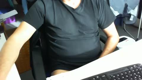 Tom online show from November 18, 2025, 9:36 am