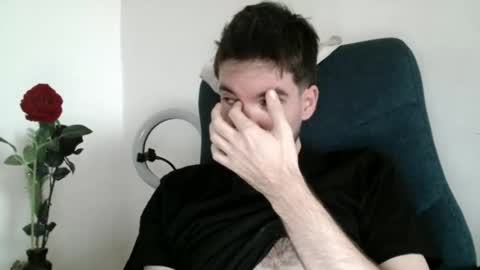 Snapshot of tomylind chatting on January 11, 2026, 9:14 am Onlyfans - Tomylind keep you in touch there online show from January 11, 2026, 9:14 am