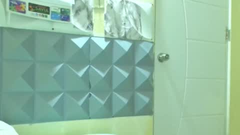 Snapshot of toni2814 chatting on March 2, 2026, 12:45 pm Antonio online show from March 2, 2026, 12:45 pm