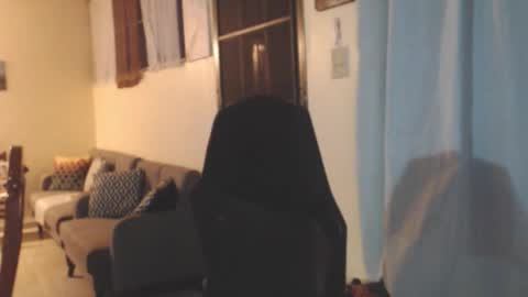 Snapshot of toni2814 chatting on March 15, 2026, 2:17 am Antonio online show from March 15, 2026, 2:17 am