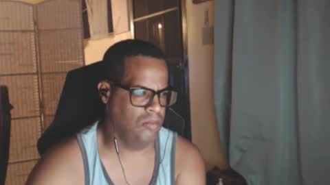 Snapshot of toni2814 chatting on March 28, 2026, 3:06 am Antonio online show from March 28, 2026, 3:06 am