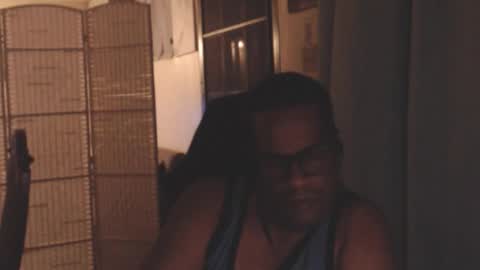 Snapshot of toni2814 chatting on April 8, 2026, 2:11 am Antonio online show from April 8, 2026, 2:11 am