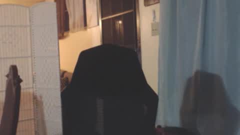 Snapshot of toni2814 chatting on April 9, 2026, 2:11 am Antonio online show from April 9, 2026, 2:11 am