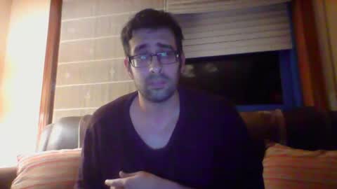 Snapshot of toni640128 chatting on December 3, 2024, 12:02 am toni640128 online show from December 3, 2024, 12:02 am