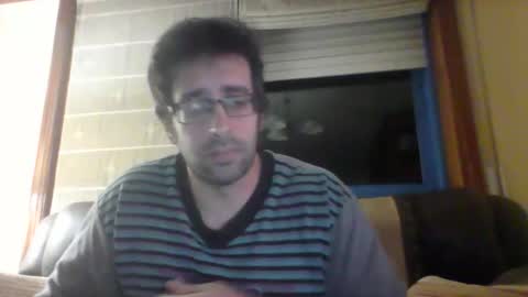 Snapshot of toni640128 chatting on December 17, 2025, 1:33 am toni640128 online show from December 17, 2025, 1:33 am