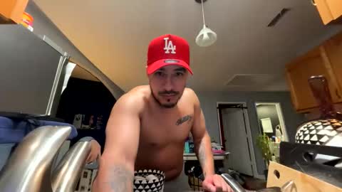 Snapshot of tonij77093 chatting on December 3, 2025, 3:14 am Toni online show from December 3, 2025, 3:14 am