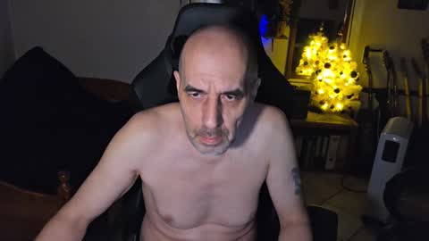 Snapshot of toninspektor chatting on December 14, 2025, 9:41 pm toninspektor online show from December 14, 2025, 9:41 pm