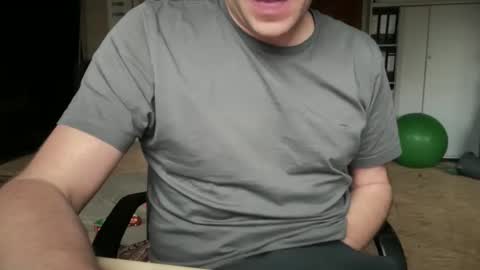 tonisun online show from November 3, 2025, 2:40 pm