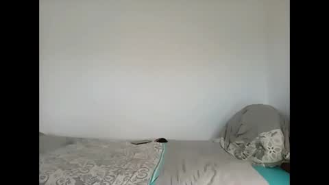 tonny54880 online show from April 6, 2026, 5:19 am