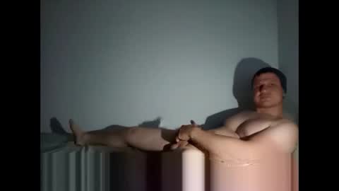 tonny54880 online show from April 10, 2026, 6:56 pm