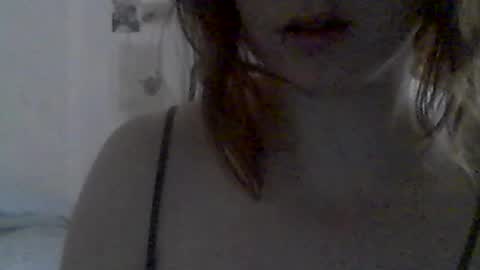 Snapshot of tontarelladiluna chatting on June 18, 2026, 8:47 am tontarelladiluna online show from June 18, 2026, 8:47 am