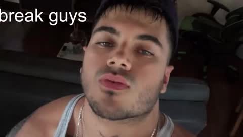 Snapshot of tony_newmen chatting on December 13, 2024, 2:32 am tony online show from December 13, 2024, 2:32 am