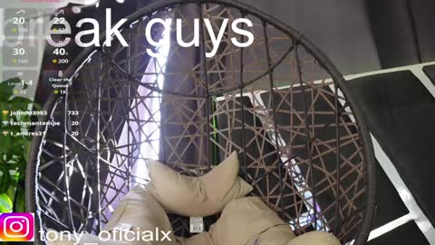 Snapshot of tony_newmen chatting on January 18, 2025, 9:34 pm tony online show from January 18, 2025, 9:34 pm