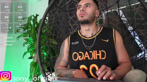 Snapshot of tony_newmen chatting on January 26, 2025, 7:31 pm tony online show from January 26, 2025, 7:31 pm