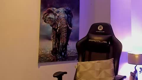 Snapshot of tony_petrov chatting on January 12, 2026, 2:06 am tony_petrov online show from January 12, 2026, 2:06 am