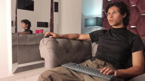 Tony Benedetti online show from January 5, 2026, 8:01 pm