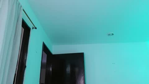 ANTONY online show from September 15, 2025, 10:21 pm