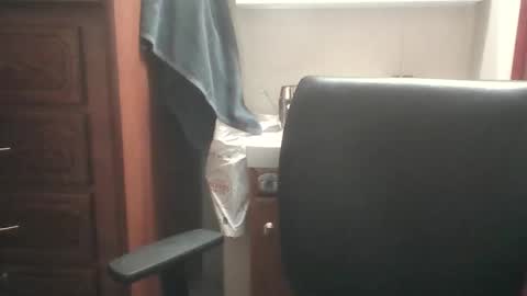 tonytigersex online show from February 8, 2026, 3:43 am