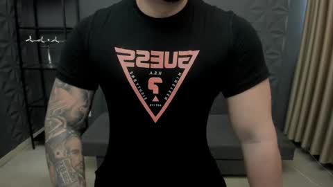 Snapshot of tonywilcoxx chatting on October 30, 2025, 6:48 am TonyWilcox online show from October 30, 2025, 6:48 am