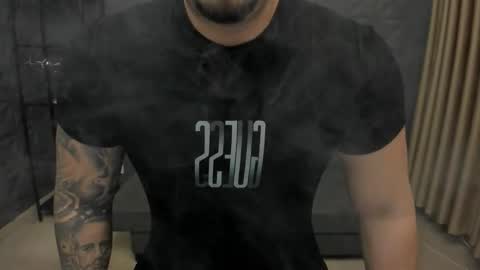 Snapshot of tonywilcoxx chatting on December 2, 2025, 5:57 am TonyWilcox online show from December 2, 2025, 5:57 am