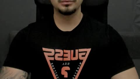 Snapshot of tonywilcoxx chatting on December 16, 2025, 6:29 am TonyWilcox online show from December 16, 2025, 6:29 am