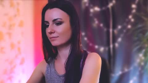 Snapshot of too_beautiful chatting on January 12, 2025, 1:21 am Elizabeth online show from January 12, 2025, 1:21 am