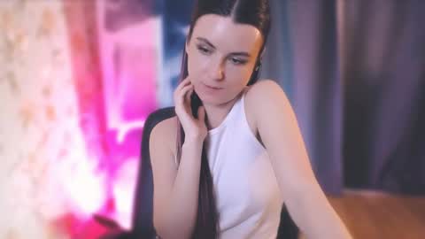 Snapshot of too_beautiful chatting on March 12, 2025, 1:51 pm Elizabeth online show from March 12, 2025, 1:51 pm