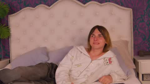 too_silly_ online show from May 19, 2026, 9:32 pm
