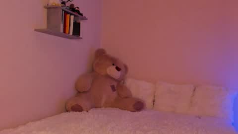 Snapshot of toohornyserj chatting on December 1, 2024, 11:25 pm toohornyserj online show from December 1, 2024, 11:25 pm