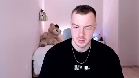 Snapshot of toohornyserj chatting on January 26, 2025, 11:39 pm toohornyserj online show from January 26, 2025, 11:39 pm