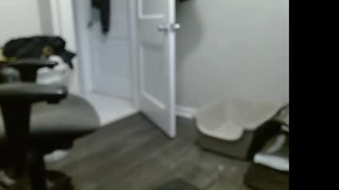 Snapshot of tooobvious chatting on February 10, 2025, 10:51 pm tooobvious online show from February 10, 2025, 10:51 pm