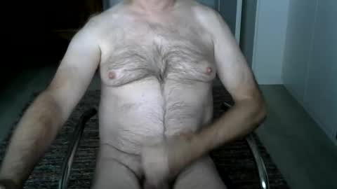 Snapshot of tooohard chatting on December 17, 2025, 2:45 pm Alex online show from December 17, 2025, 2:45 pm