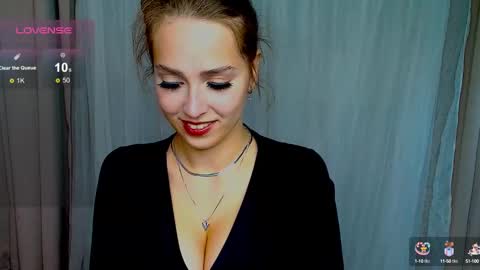 Snapshot of top_twins chatting on January 21, 2025, 11:24 am Yara online show from January 21, 2025, 11:24 am